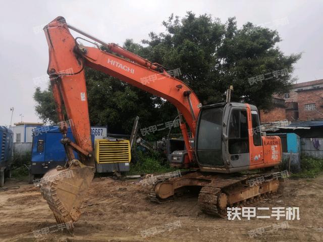 日立ZX120挖掘机