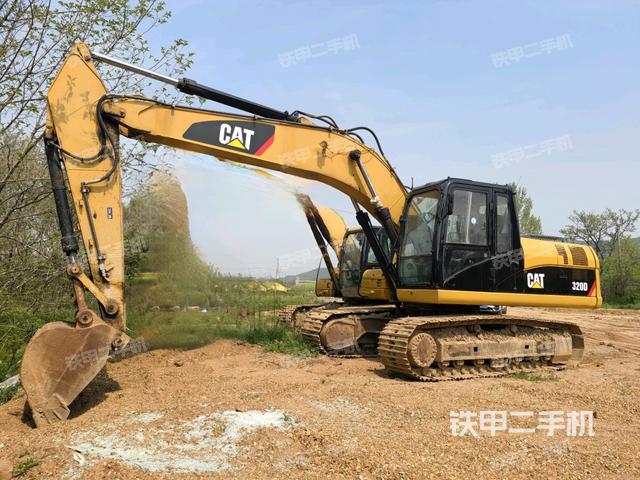卡特彼勒320D液压挖掘机