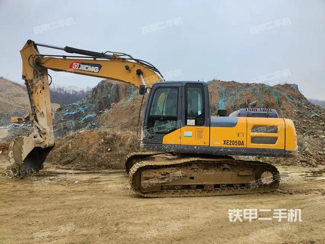 徐工XE205DA挖掘机
