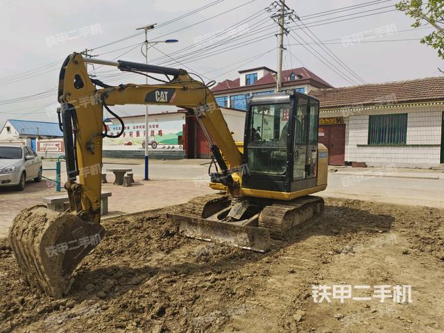 卡特彼勒CAT®305.5E2 小型液压挖掘机