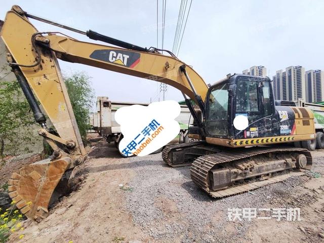 卡特彼勒320D2GC挖掘机