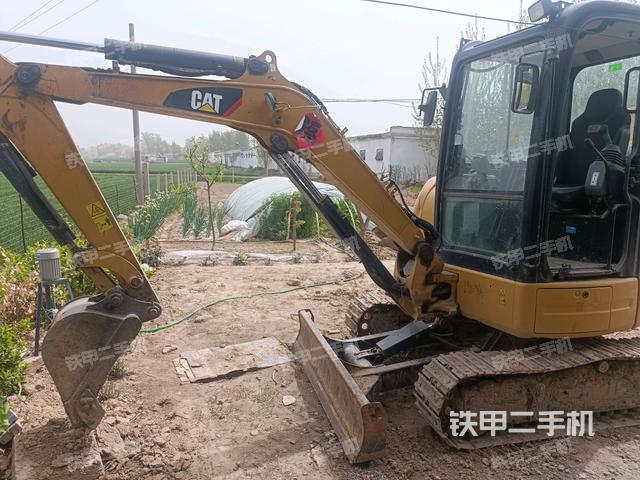 卡特彼勒CAT®303.5E CR 小型液压挖掘机