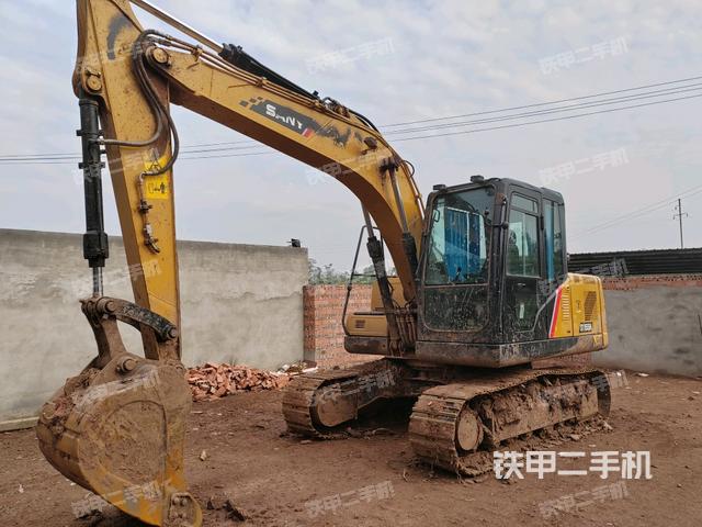 三一重工SY125C挖掘机