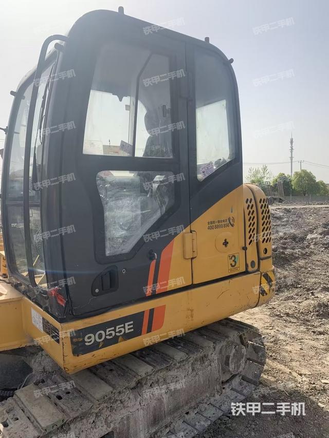 柳工CLG9055E挖掘机
