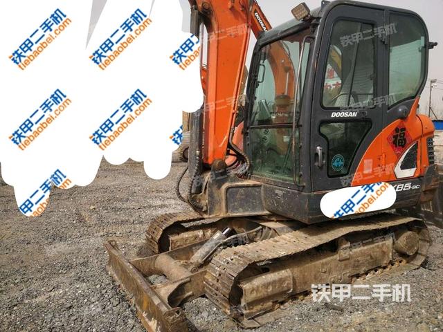斗山DX55-9C挖掘机
