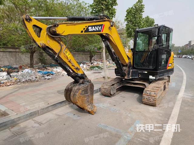 三一重工SY60C挖掘机