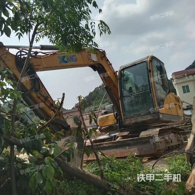 徐工XE85C挖掘机