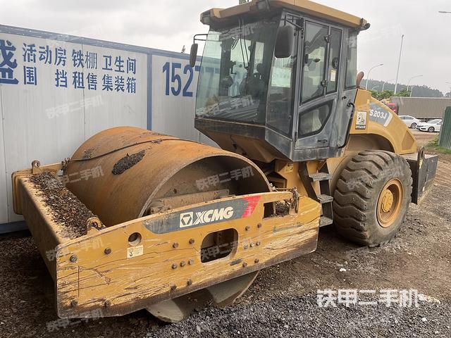 徐工XS203J压路机
