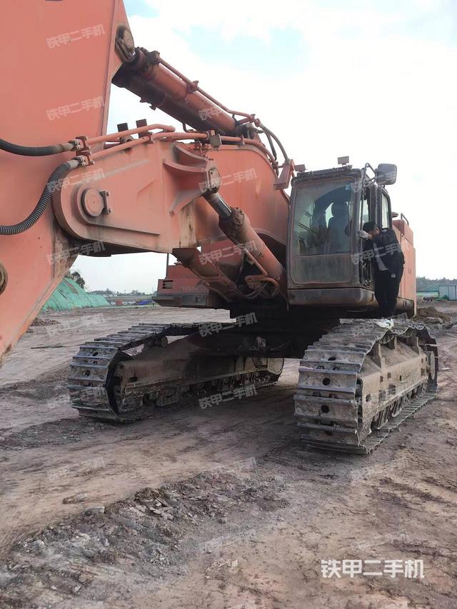 日立ZX870LCH-3挖掘机