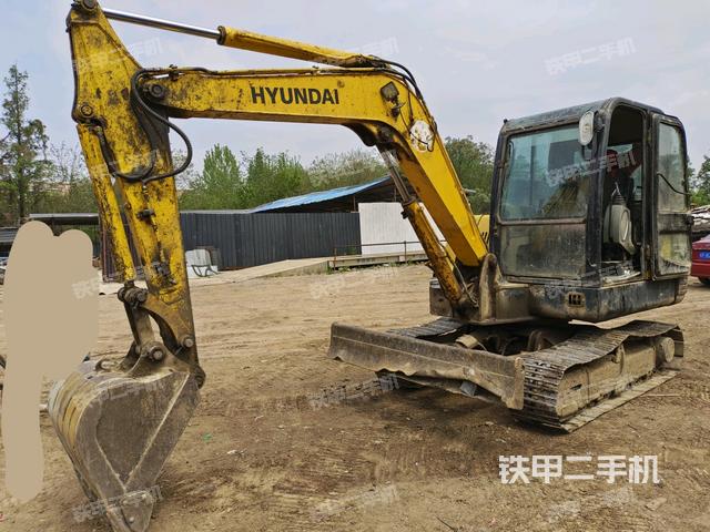 现代R60-7挖掘机