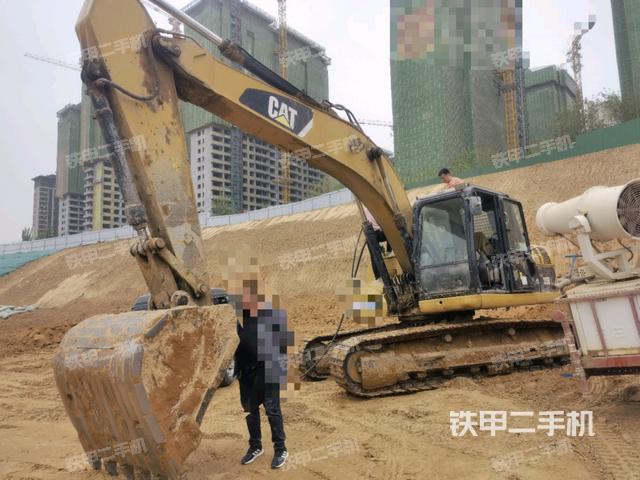 卡特彼勒323DL挖掘机