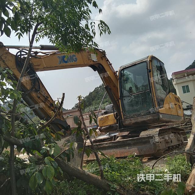 徐工XE85C挖掘机