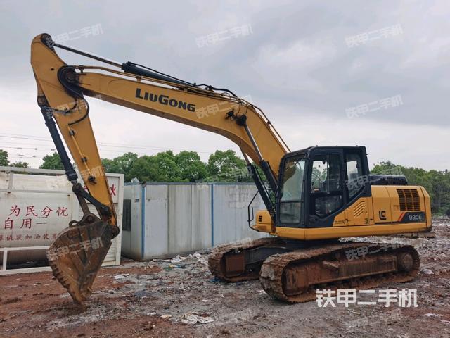 柳工CLG920E挖掘机