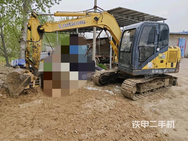 柳工CLG908D挖掘机