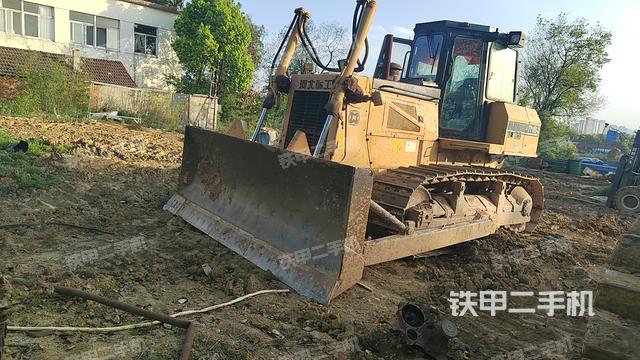 宣工TY165-2液力型推土机