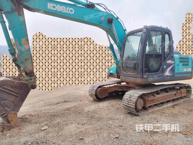 神钢SK140LC-8挖掘机