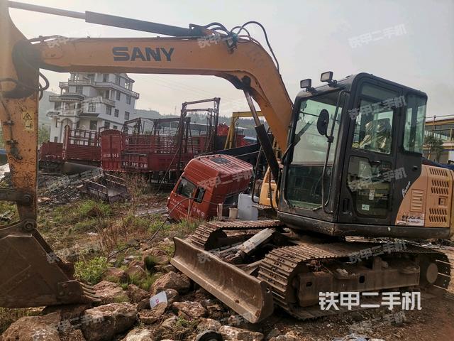 三一重工SY75C挖掘机