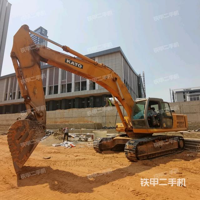 加藤HD1638R挖掘机