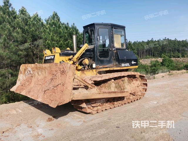 山推SD13S湿地型推土机