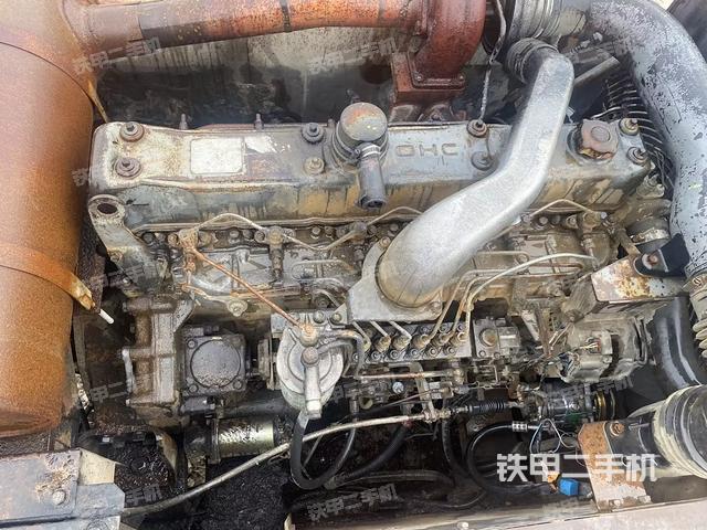 发动机室（上车部件）