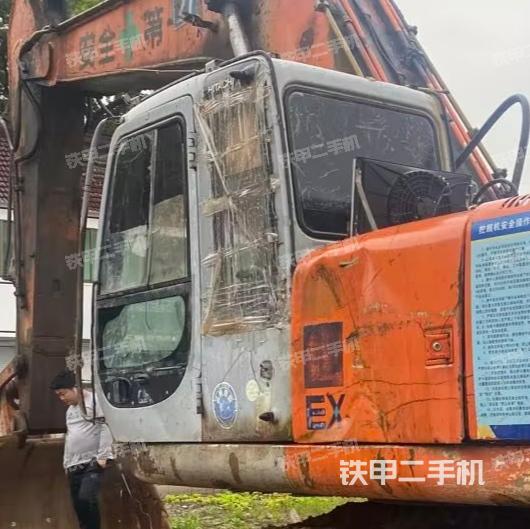 驾驶室左后45度（驾驶室部分）