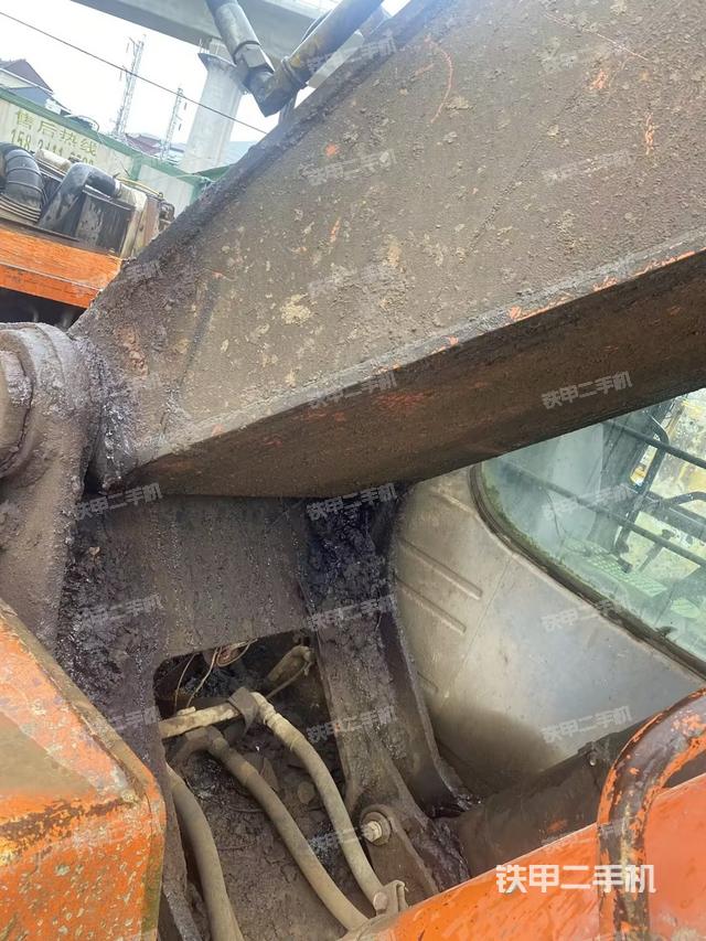 大臂根部 斜视（工作和回转装置）