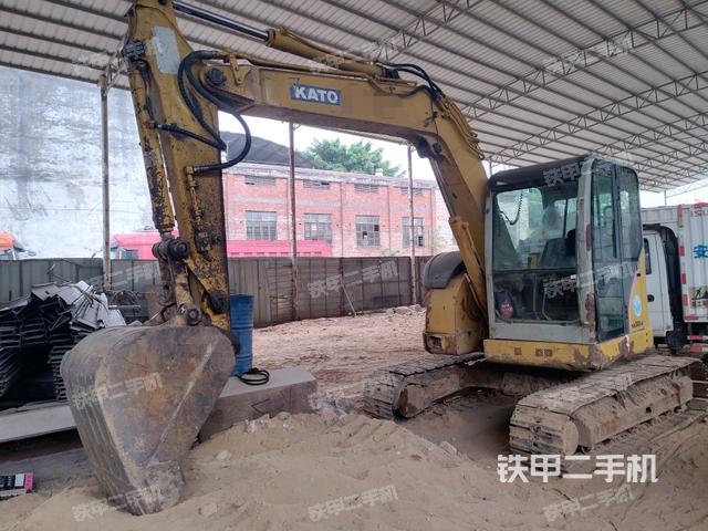 加藤HD308US挖掘机