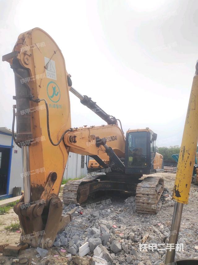現(xiàn)代R485LVS挖掘機(jī)