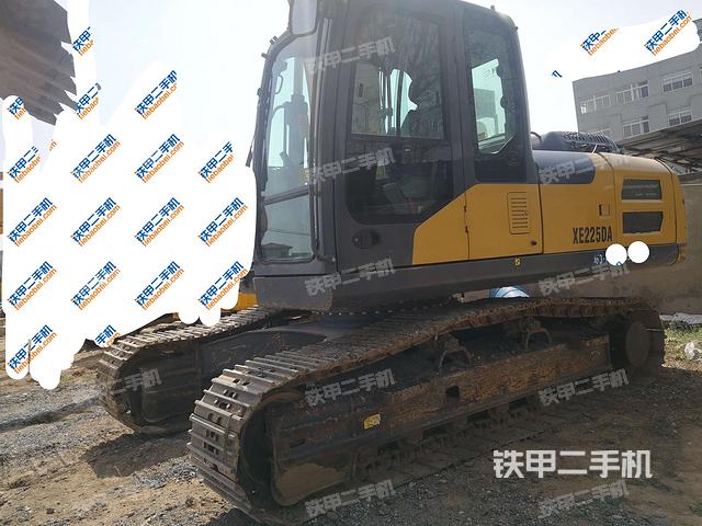 徐工XE205DA挖掘机
