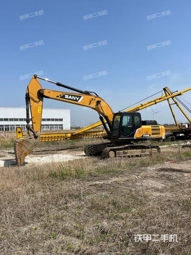 三一重工SY245H挖掘機(jī)