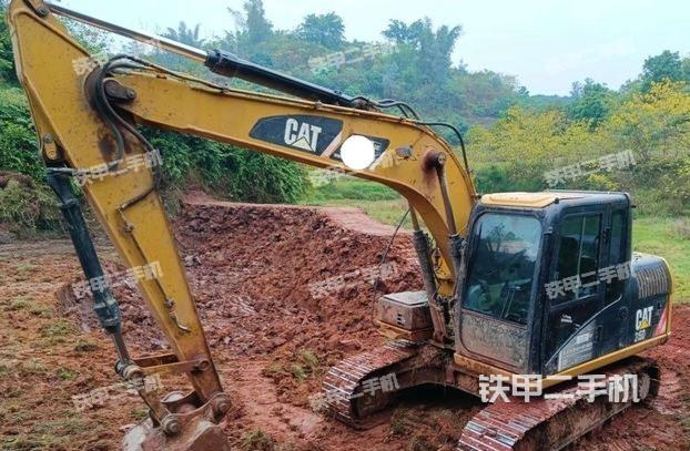 卡特彼勒CAT®313D2 GC 小型液压挖掘机