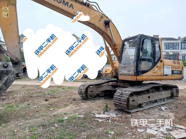 厦工XG822LC挖掘机