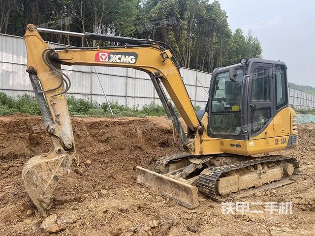徐工XE55DA挖掘机