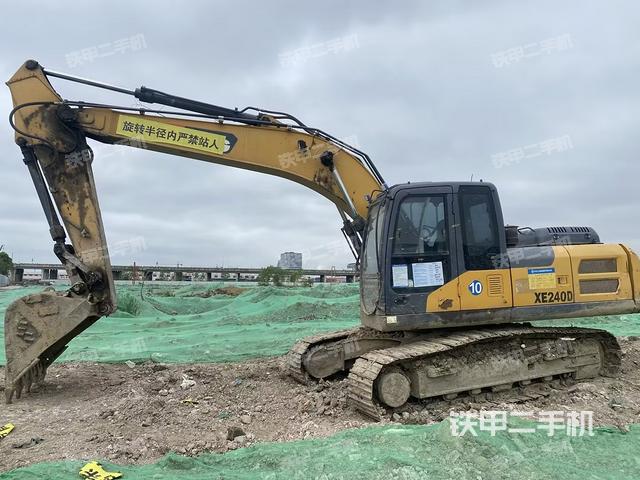 徐工XE200DA挖掘机