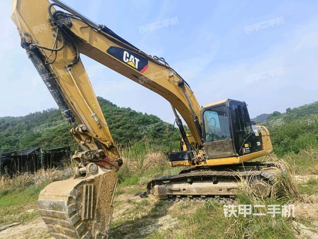 卡特彼勒320D2GC挖掘机