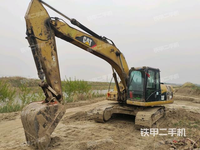 卡特彼勒320D液压挖掘机