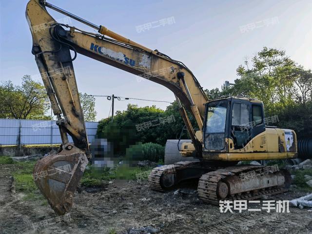 小松PC210-7挖掘机