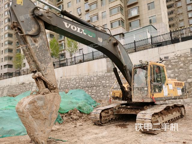 沃尔沃EC290BLC挖掘机