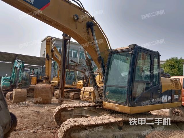 卡特彼勒323DL挖掘机