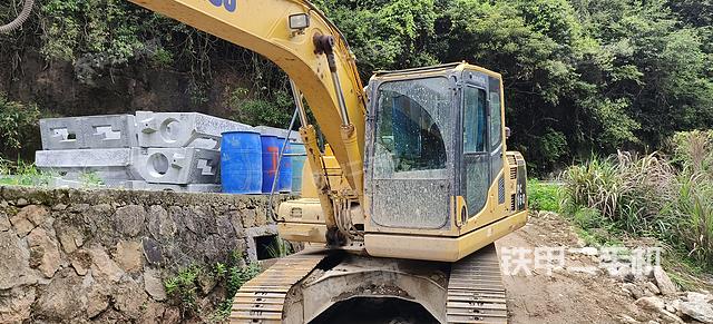 小松PC130-8M0挖掘机