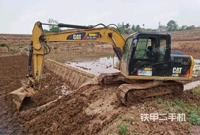 卡特彼勒CAT®313D2 GC 小型液压挖掘机