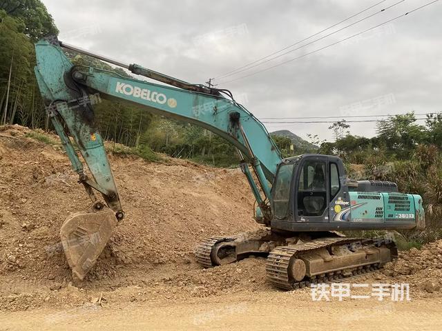 神钢SK350LC-8挖掘机