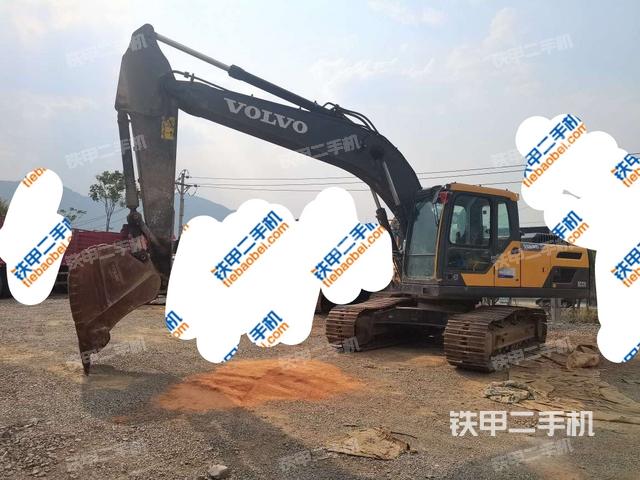沃尔沃EC210D挖掘机
