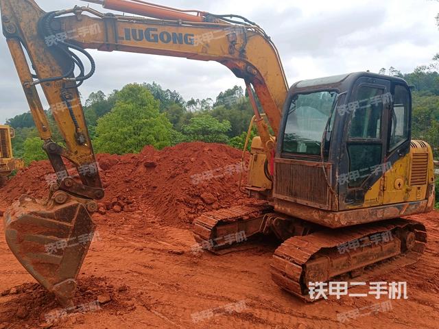 柳工CLG908D挖掘机