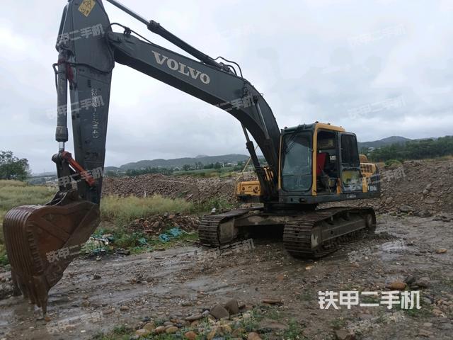 沃尔沃EC210BLC挖掘机