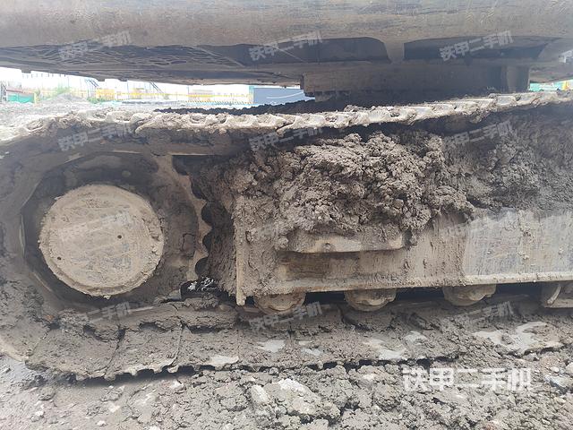 单侧履带整体（整机外观）