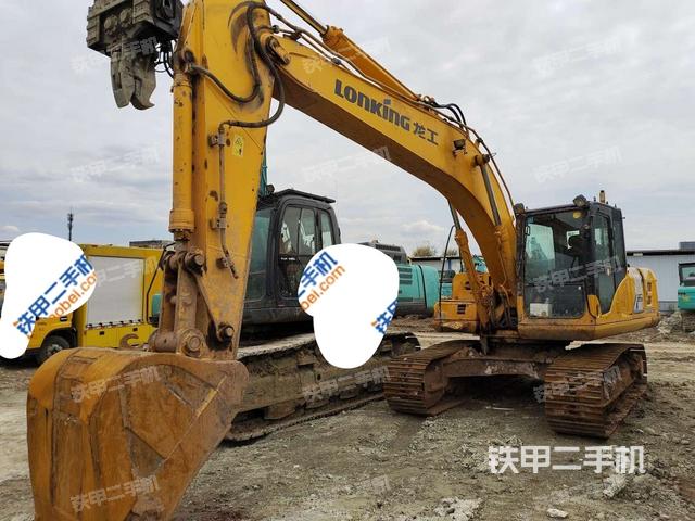 龙工LG6225E挖掘机