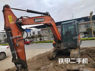 四川-绵阳市二手斗山DX55-9C挖掘机实拍照片