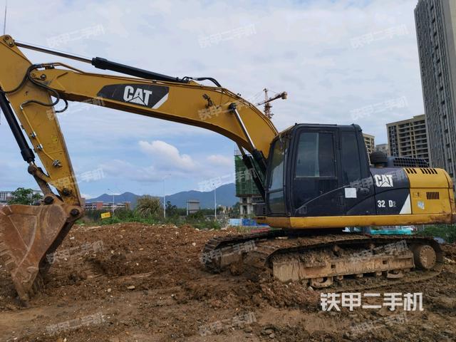 卡特彼勒320D2液压挖掘机