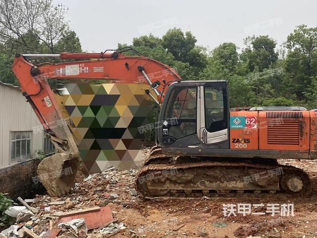 日立ZX200-3挖掘机